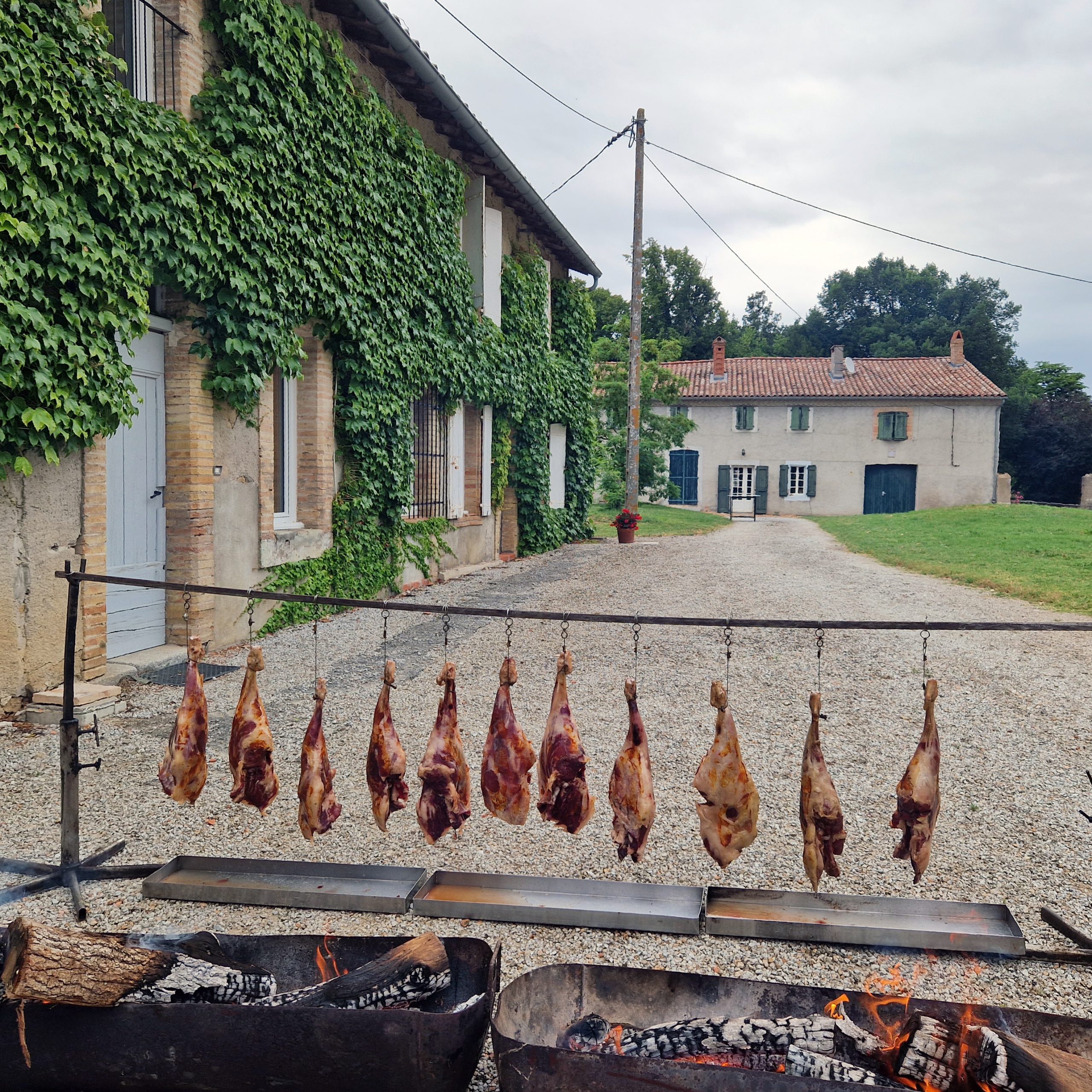 Viandes à la broche par la maison Banquet