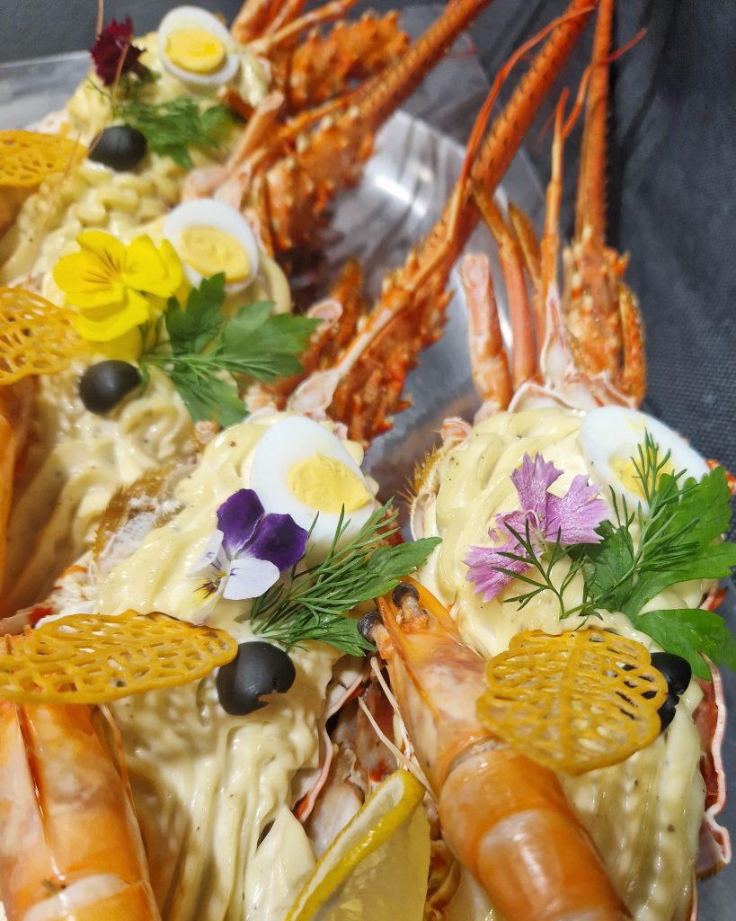 Homard à la mayonnaise pour une entrée raffinée par la maison Banquet